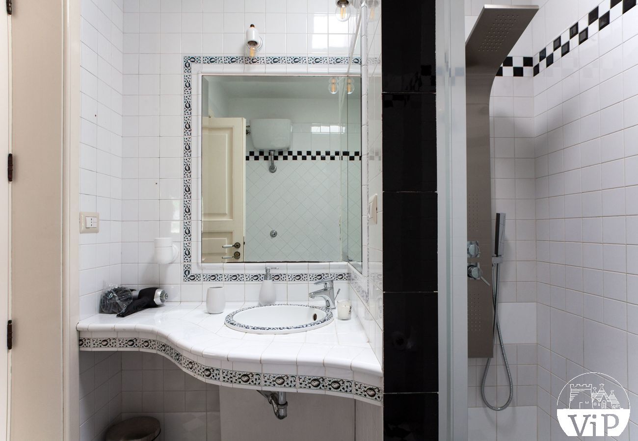 Villa in Neviano - Ferienvilla in der Nähe von Gallipoli 6 Schlafzimmer, 6 Badezimmer, mit Privatem pool m200
