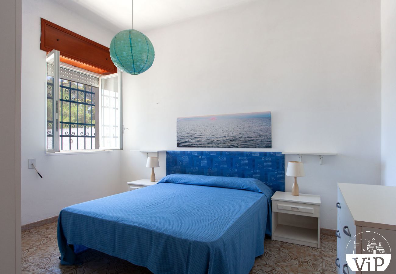 Haus in Torre Chianca - Ferienhaus mit großem Garten  in Strandnähe 3 Schlafzimmer m730