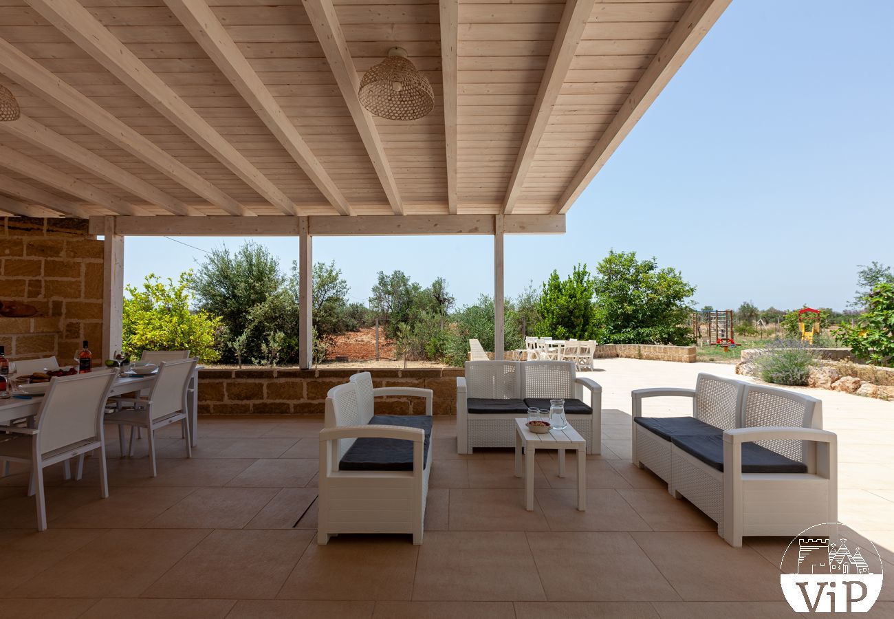 Villa in Ugento - Große villa mit privatem Pool, 5 Schlafzimmer, 5 Badezimmer, Ionischer Strand Torre San Giovanni, Lido Marini m780
