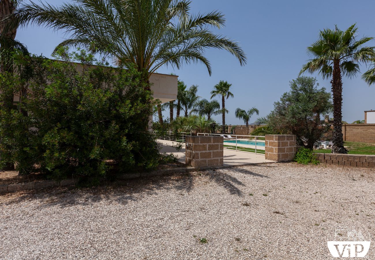 Villa in Ugento - Große villa mit privatem Pool, 5 Schlafzimmer, 5 Badezimmer, Ionischer Strand Torre San Giovanni, Lido Marini m780