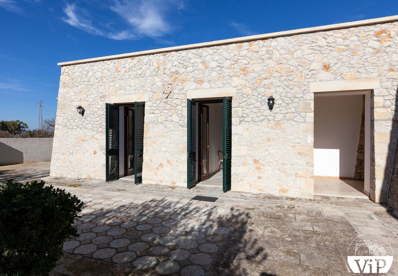 Villa in Corigliano d´Otranto - Landgut mit privatem Pool für große Gruppen m340