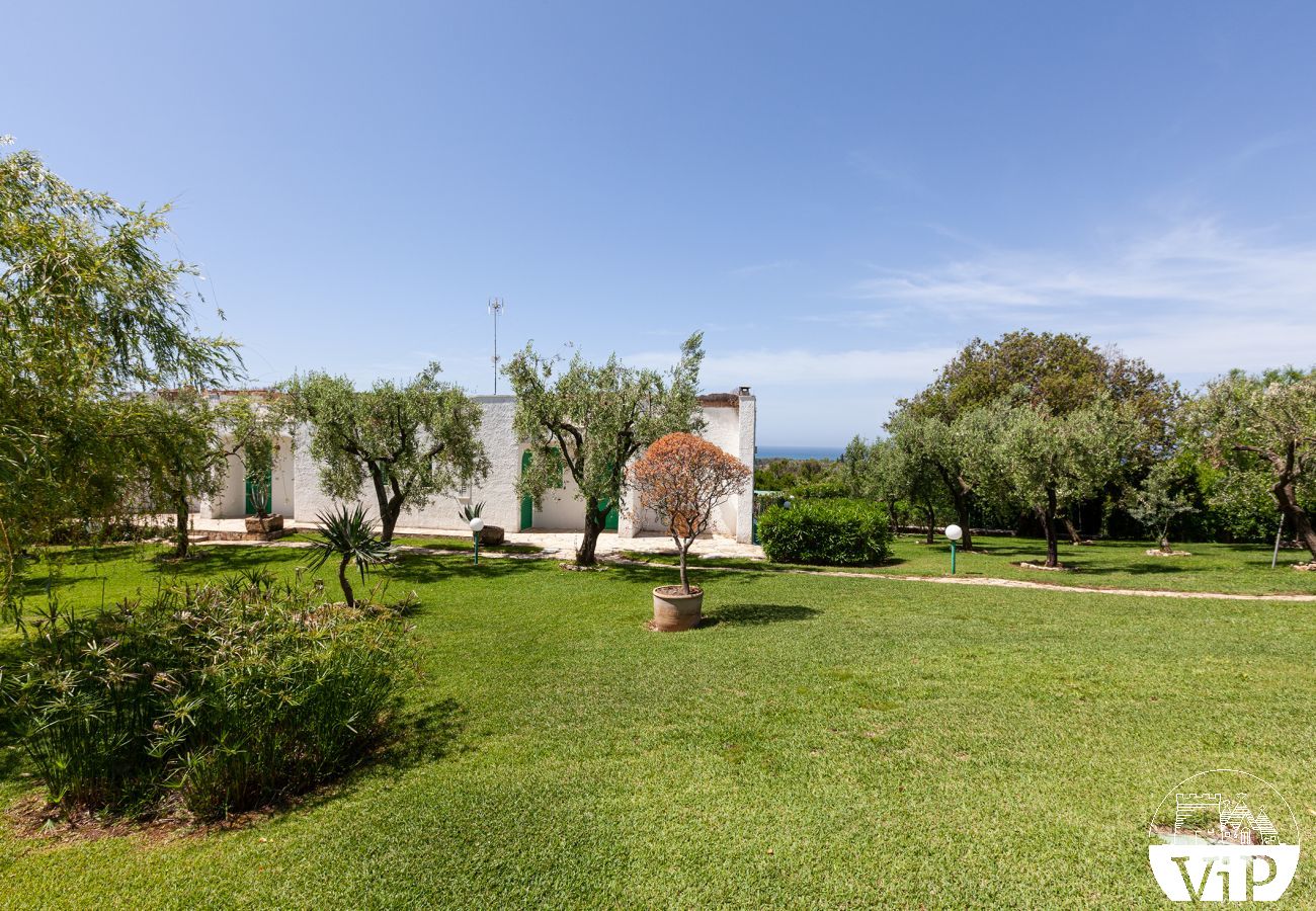 Villa in Torre San Giovanni - Villa mit Meerblick und Gemeinschaftspool, Ionisches Meer m451