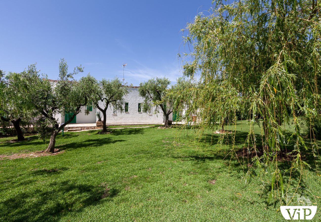 Villa in Torre San Giovanni - Villa mit Meerblick und Gemeinschaftspool, Ionisches Meer m451