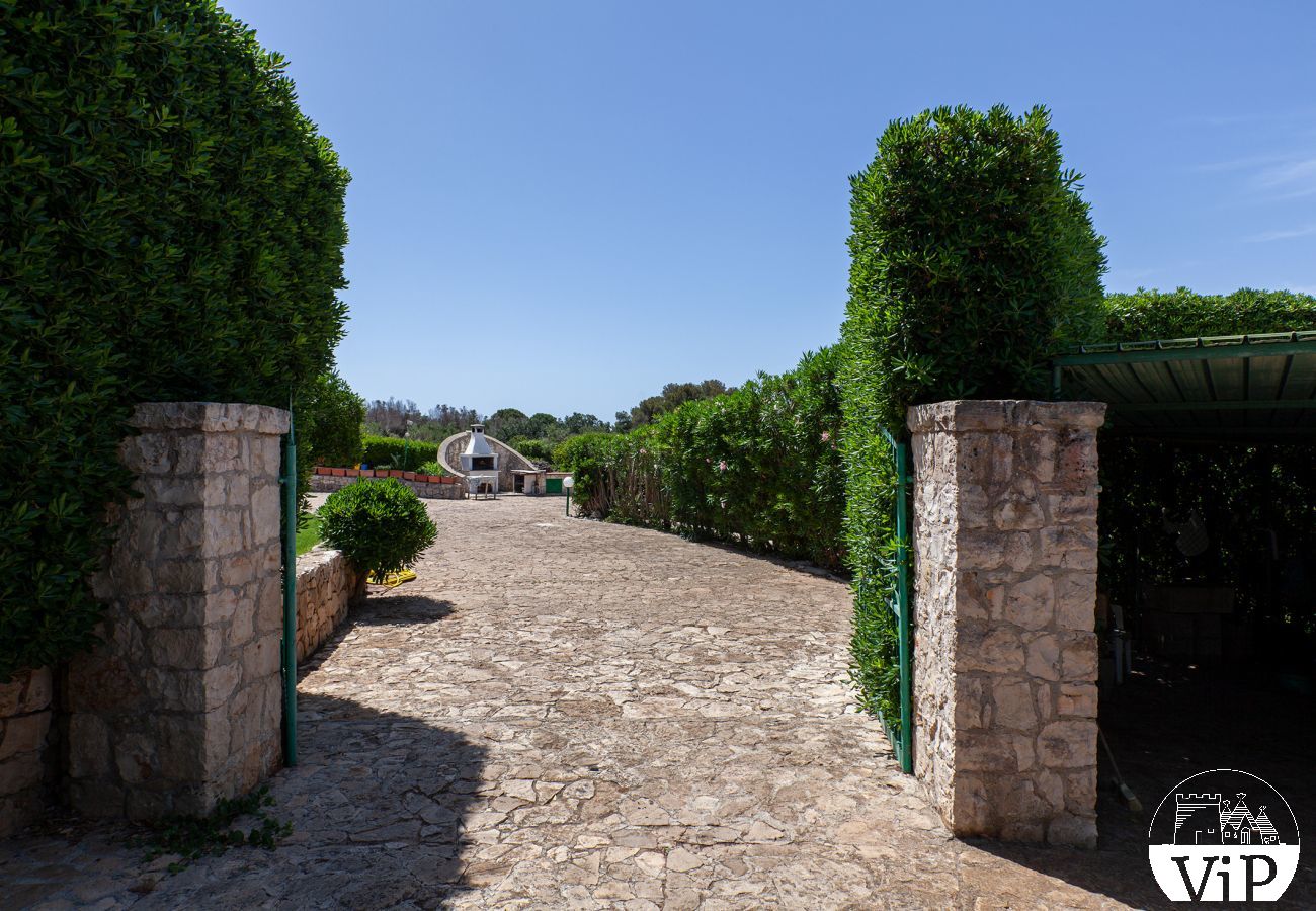 Villa in Torre San Giovanni - Villa mit Meerblick und Gemeinschaftspool, Ionisches Meer m451