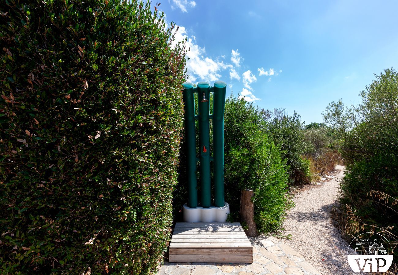 Villa in Torre San Giovanni - Villa mit Meerblick und Gemeinschaftspool, Ionisches Meer m451