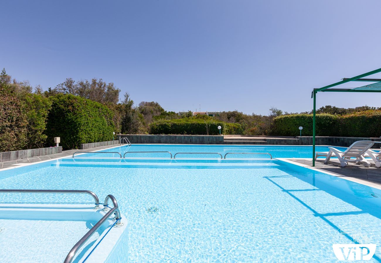 Villa in Torre San Giovanni - Villa mit Meerblick und Gemeinschaftspool, Ionisches Meer m451