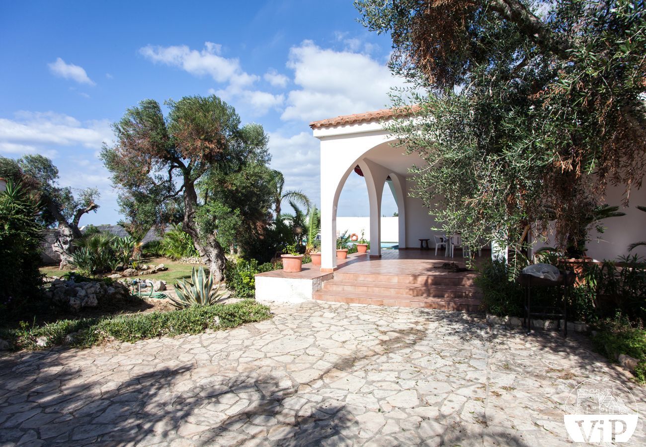 Villa in Porto Cesareo - Ferienhaus mit privatem Pool, Nahe Strand, 3 Schlafzimmer, m511