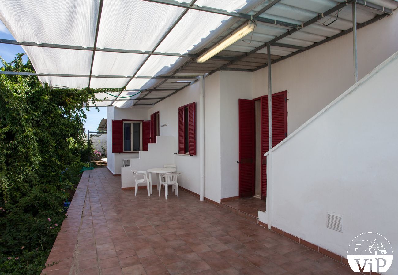 Chalet in Porto Cesareo - Ferienhaus mit privatem Pool, Nahe Strand, 3 Schlafzimmer, m511