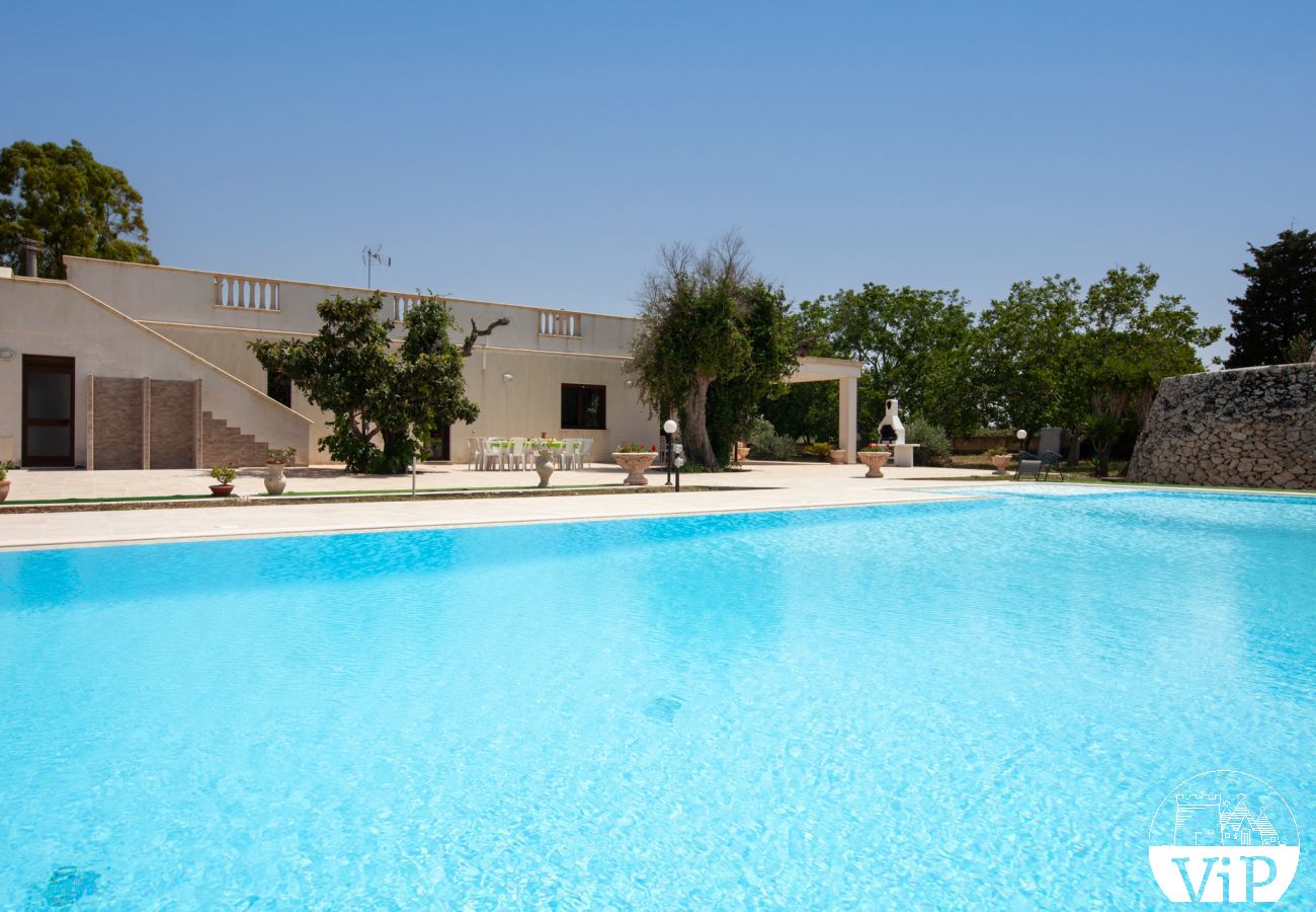 Villa in Carpignano Salentino - Villa pool garten wifi elektroauto laden m900