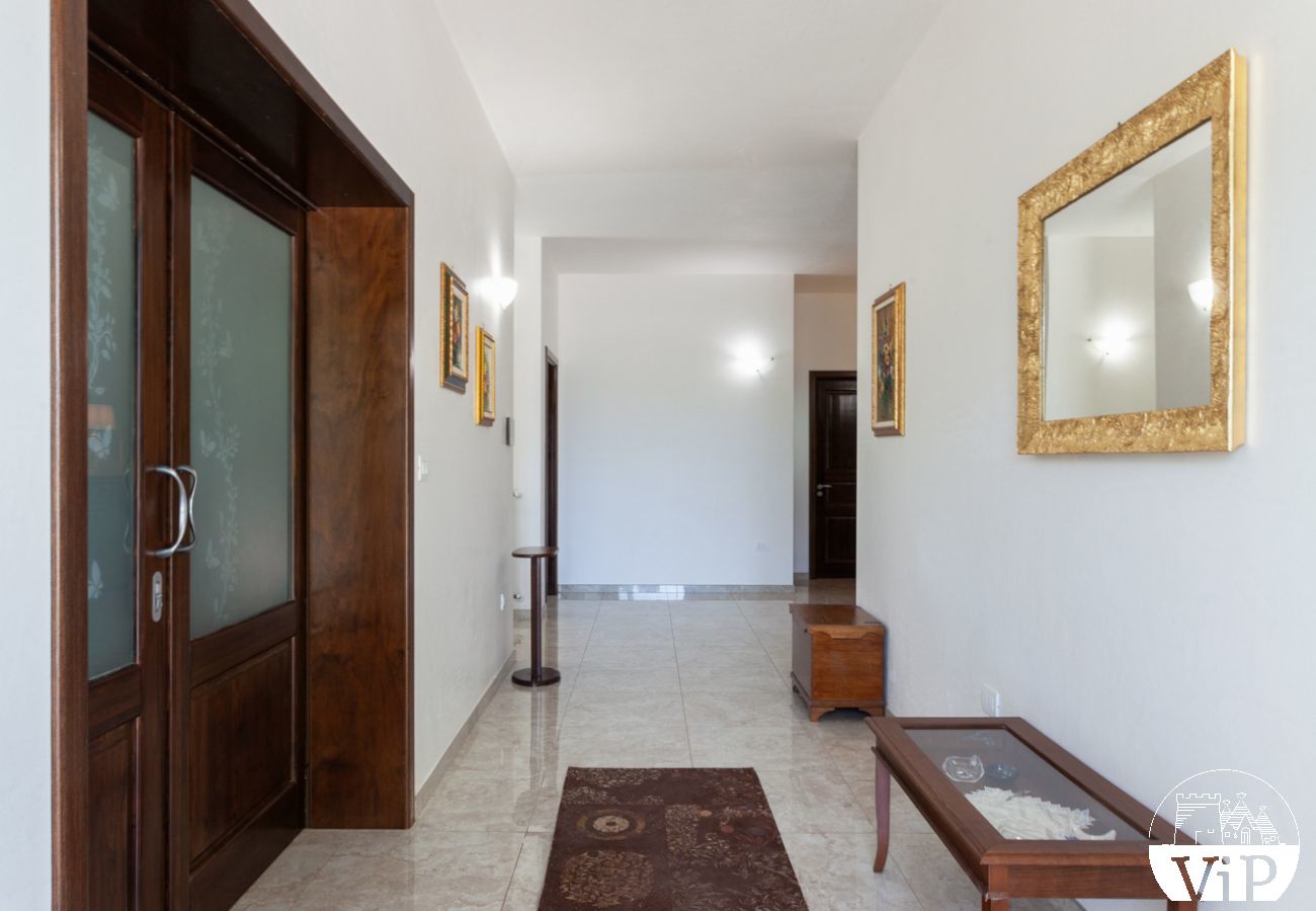 Villa in Carpignano Salentino - Villa pool garten wifi elektroauto laden m900