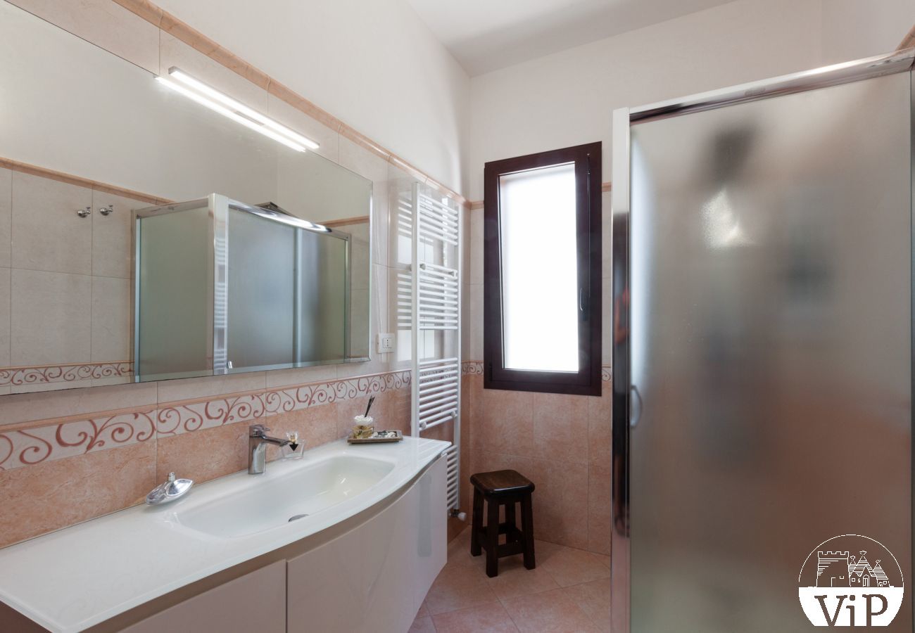 Villa in Carpignano Salentino - Villa pool garten wifi elektroauto laden m900