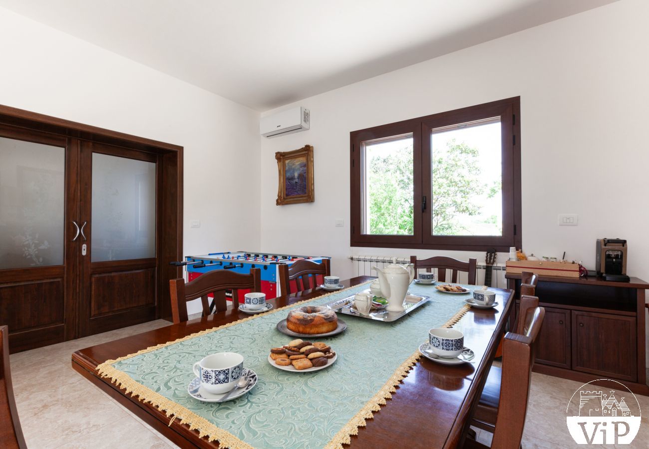 Villa in Carpignano Salentino - Villa pool garten wifi elektroauto laden m900