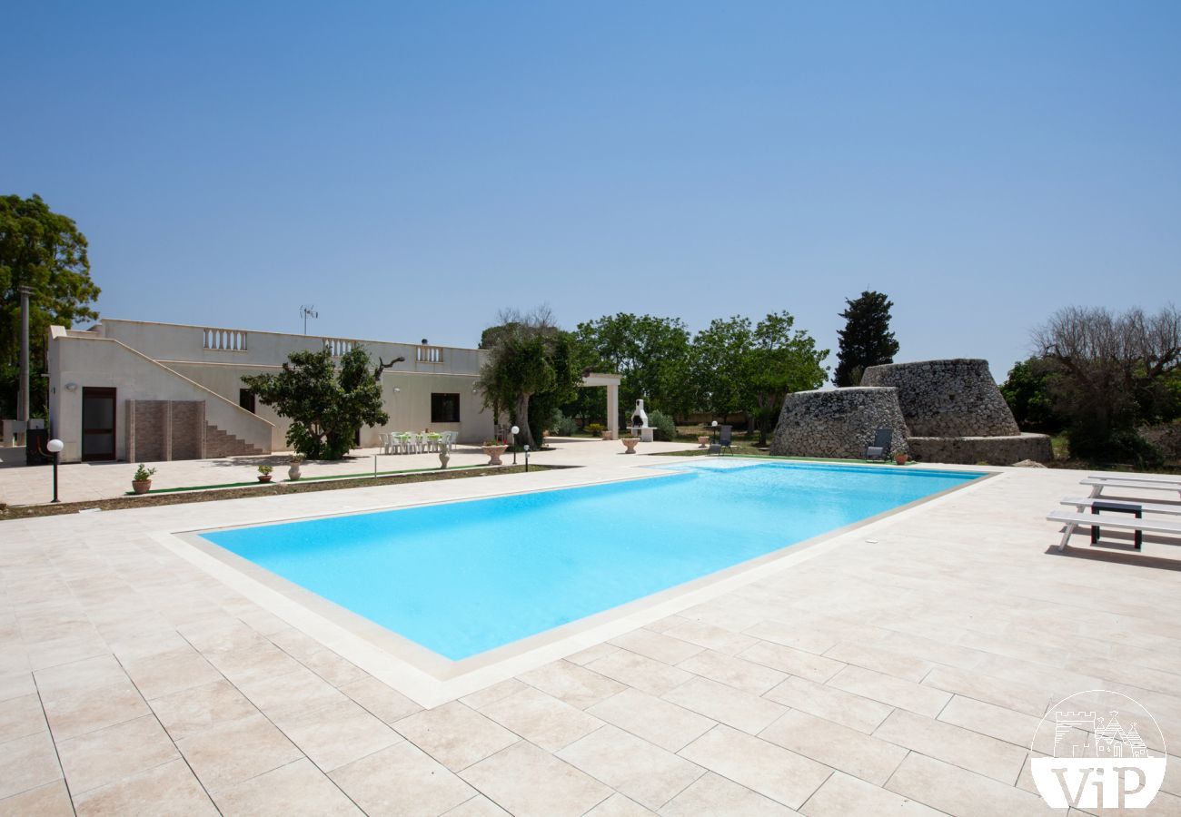 Villa in Carpignano Salentino - Villa pool garten wifi elektroauto laden m900
