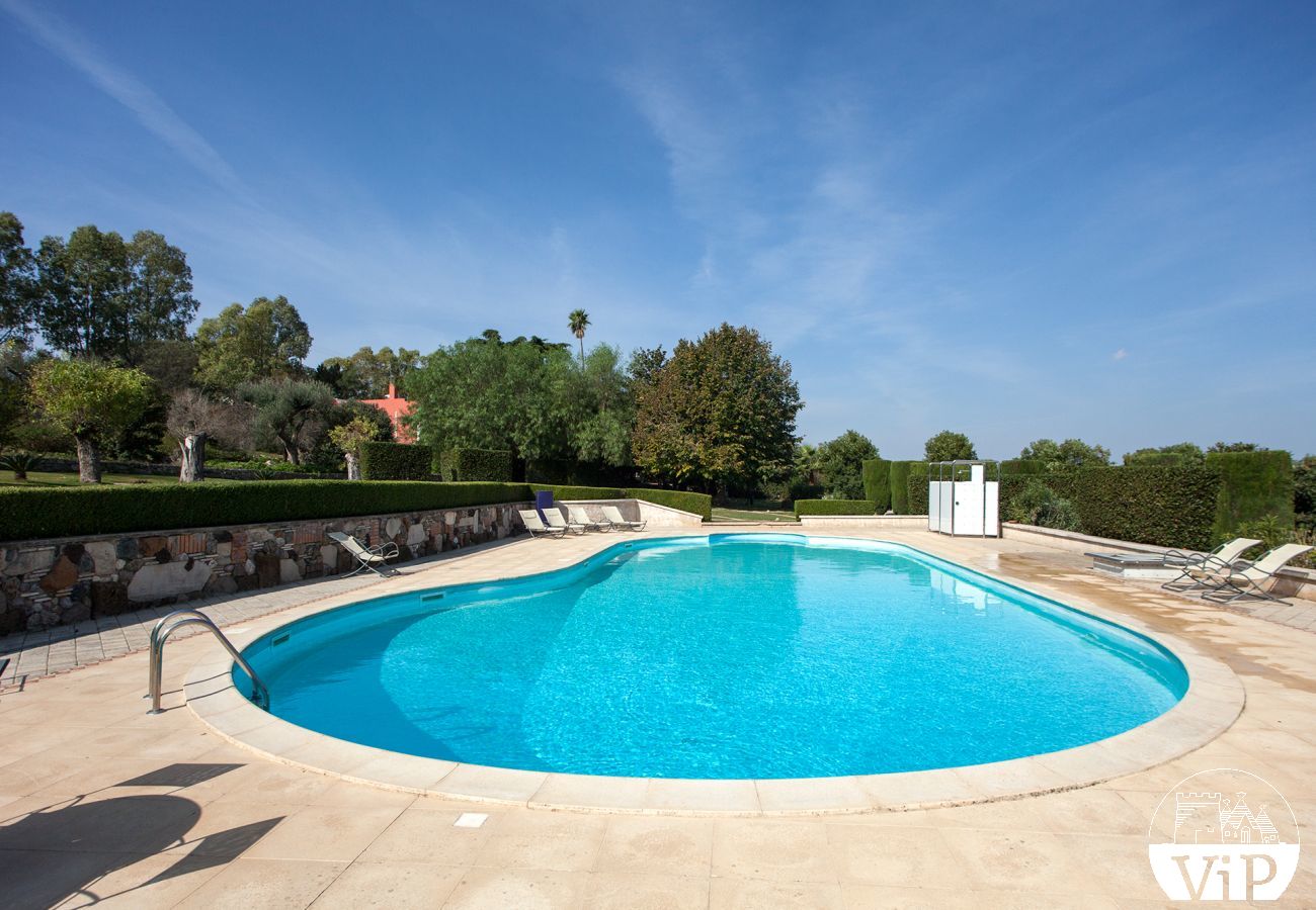 Villa in Galatina - Villa 6 Schlaf- und Badezimmer mit privatem Pool m880