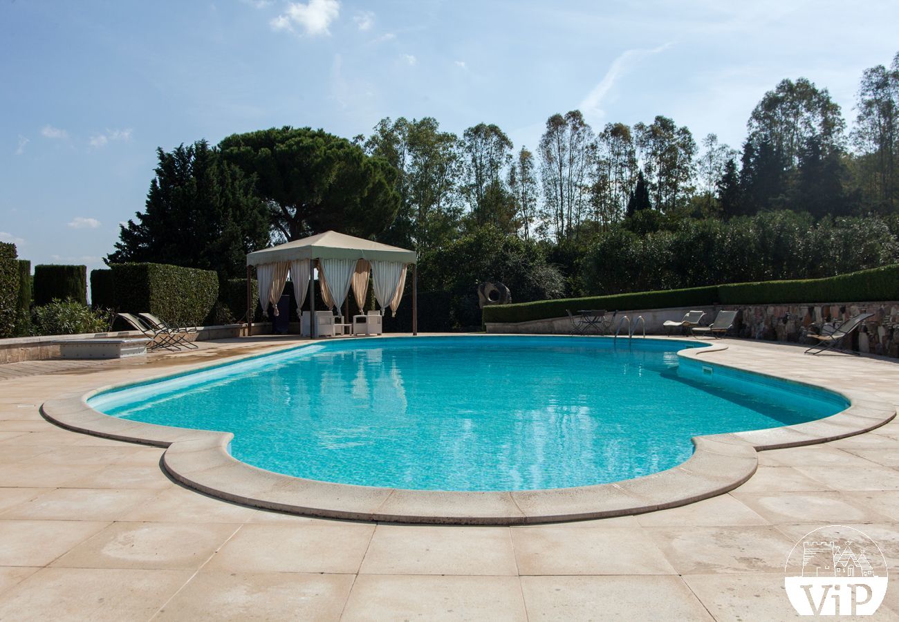 Villa in Galatina - Villa 6 Schlaf- und Badezimmer mit privatem Pool m880