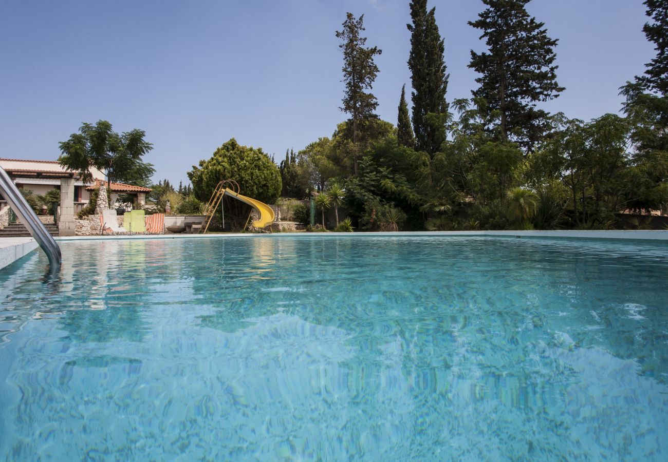 Villa à Specchia - Grande villa avec piscine pour grands groupes m350