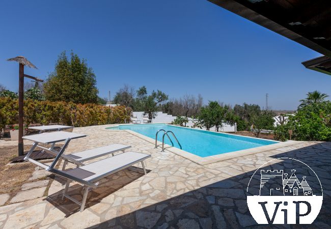 Villa à Collemeto - Villa avec piscine, 5 chambres, 3 salles de bains, barbecue, lave-linge, connexion WiFi, climatisation m565