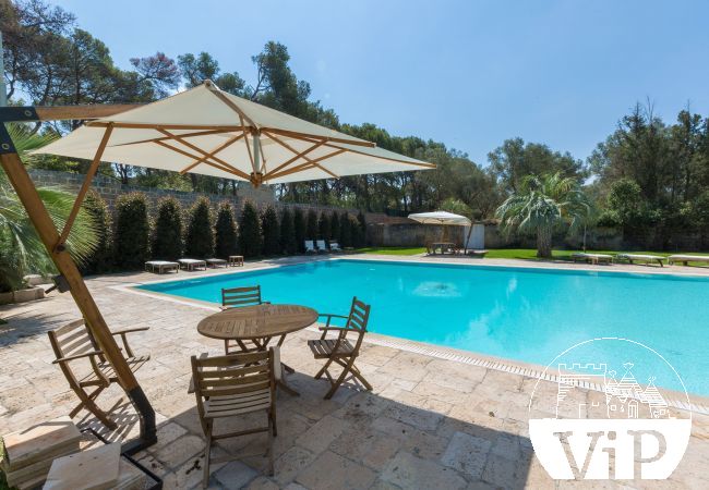 Villa à Santa Caterina - Villa à Santa Caterina avec grande piscine, court de tennis, terrain de football, zone de barbecue, m750