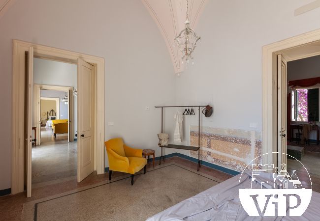 Villa à Corigliano d´Otranto - Palazzo historique avec piscine dans la vieille ville m600