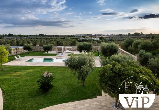 Villa à Castrignano de´ Greci - Villa trullo piscine et bassin intérieur chauffé m580