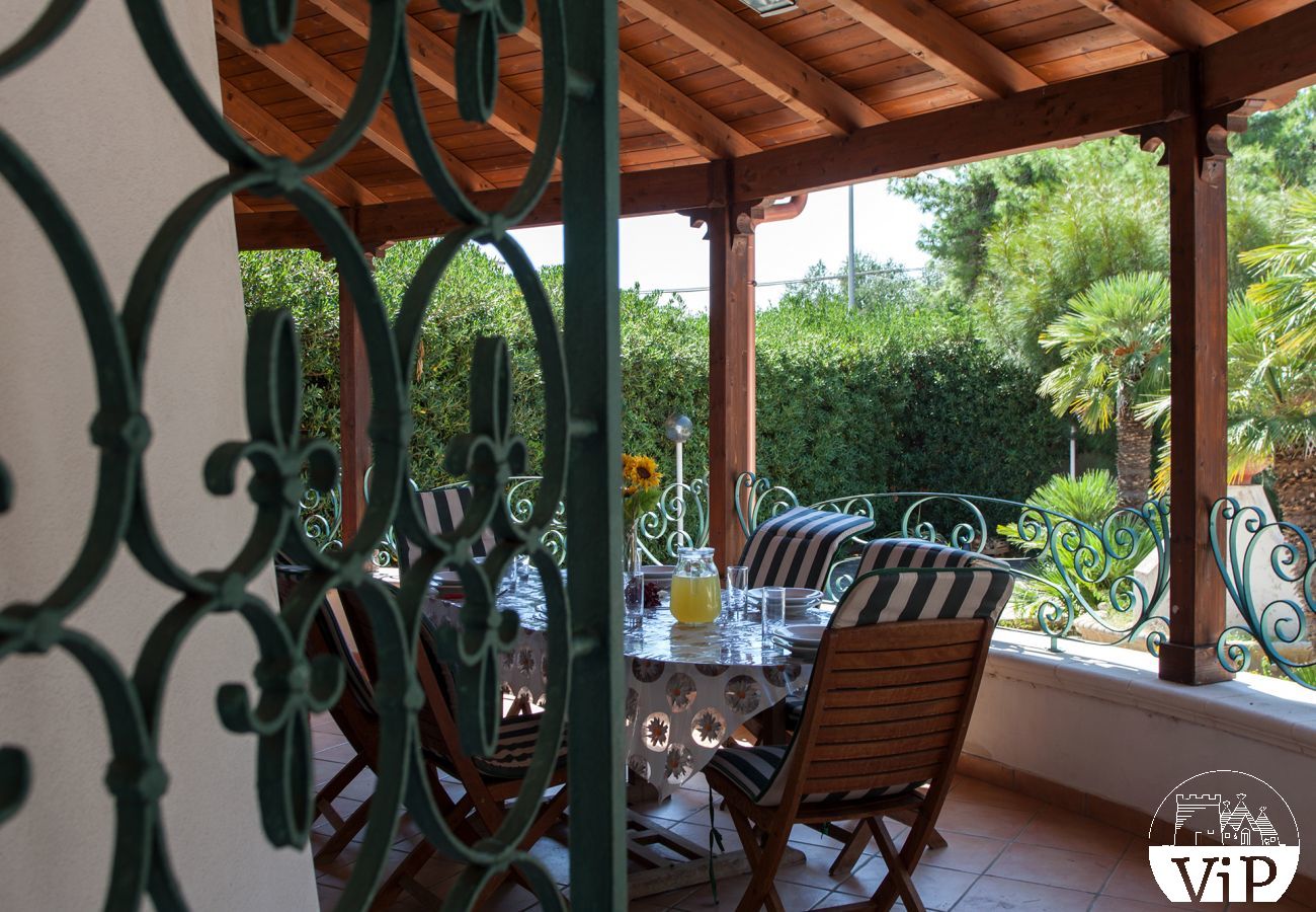 Maison à Sant'Isidoro - Villa de vacances avec vue sur la mer, à 50 m de la  plage de Sant'Isidoro m524