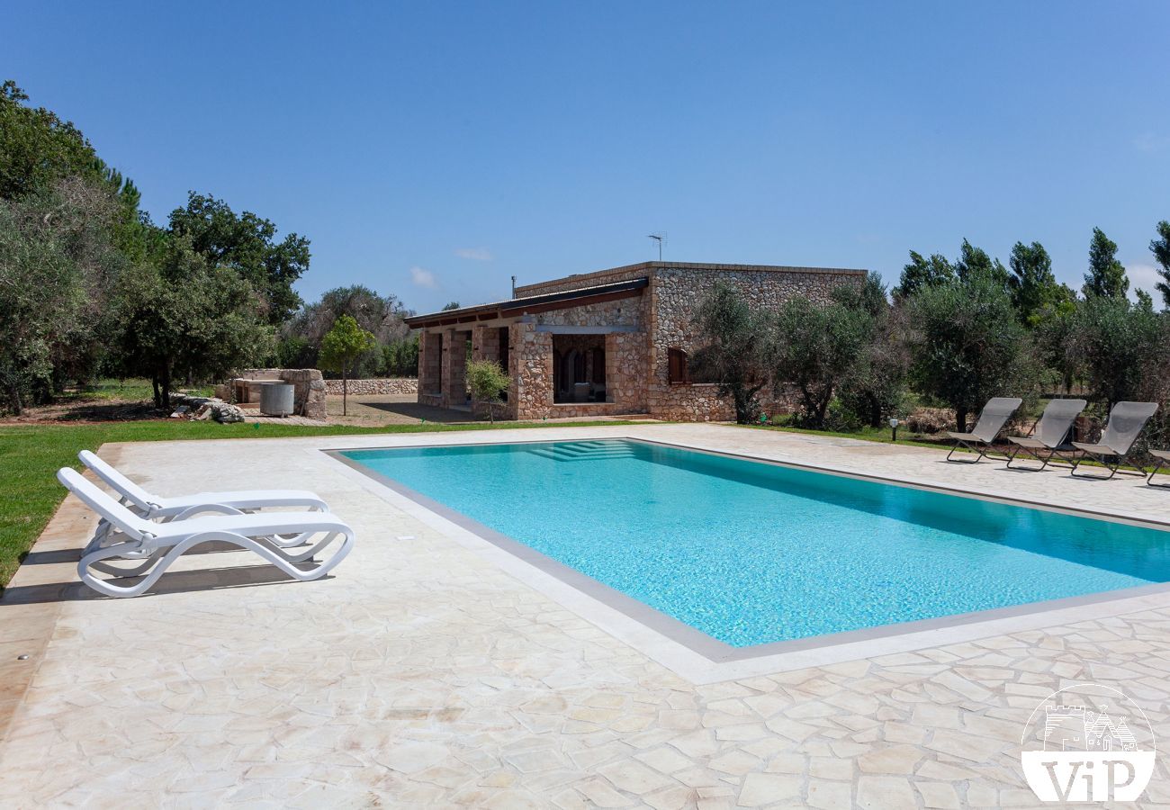 Villa à Vitigliano - Villa typique du Salento proche plages et côtes rocheuses, avec piscine privée m250