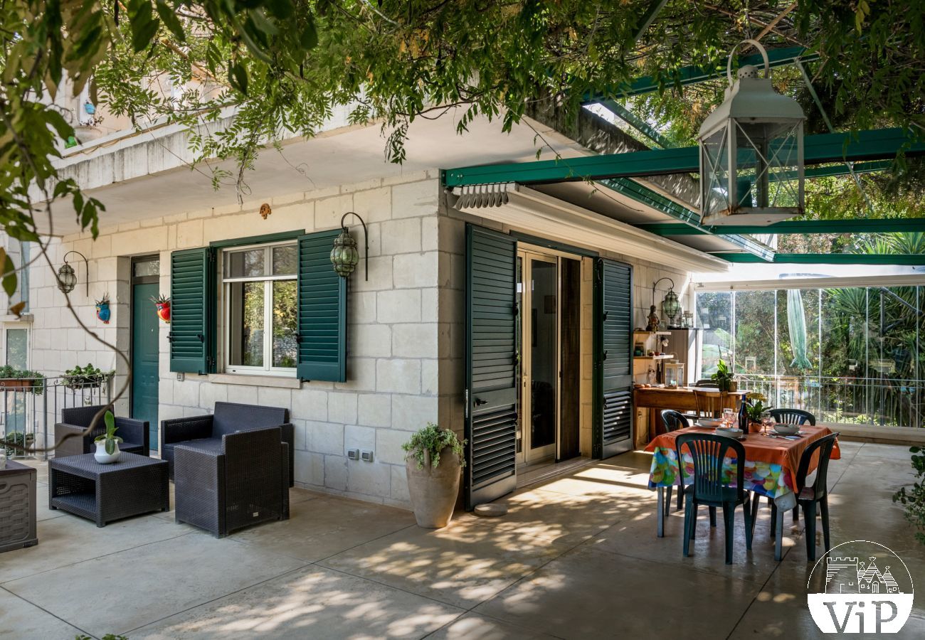 Appartement à Carpignano Salentino - Appartement avec piscine et terrain de foot à partager pour un séjour dans les Pouilles m401