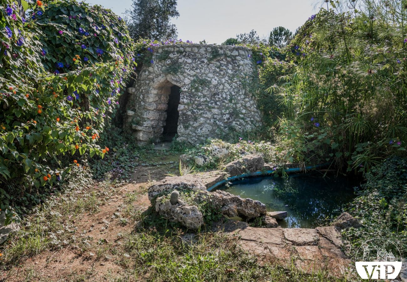 Appartement à Carpignano Salentino - Appartement avec piscine et terrain de foot à partager pour un séjour dans les Pouilles m401