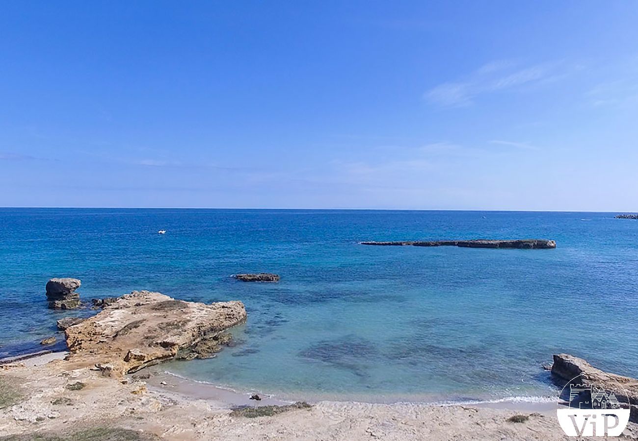 Appartement à Carpignano Salentino - Appartement avec piscine et terrain de foot à partager pour un séjour dans les Pouilles m401