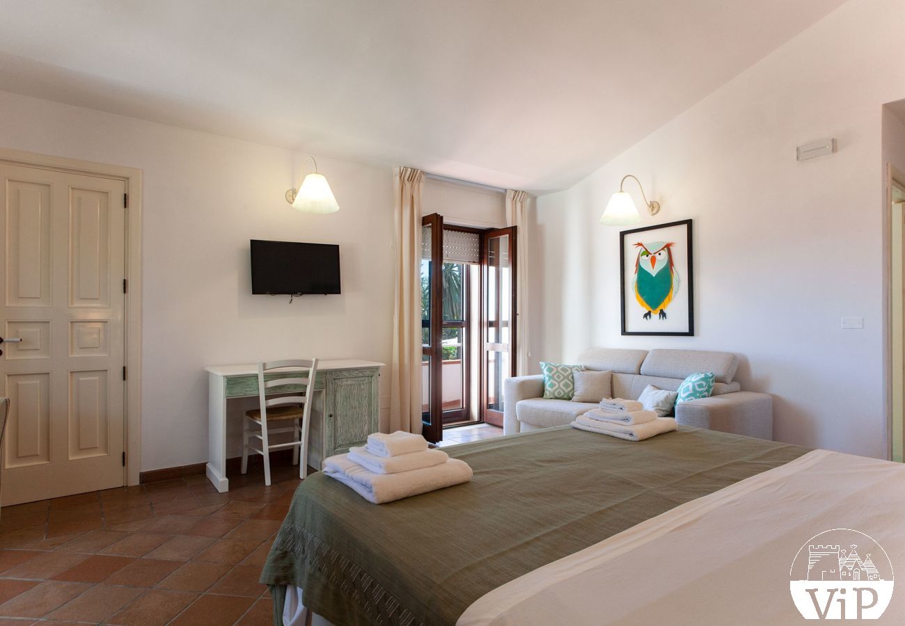 Villa à Neviano - Grande villa de vacances près de Gallipoli, 6 chambres, 6 salles de bains, piscine privée m200