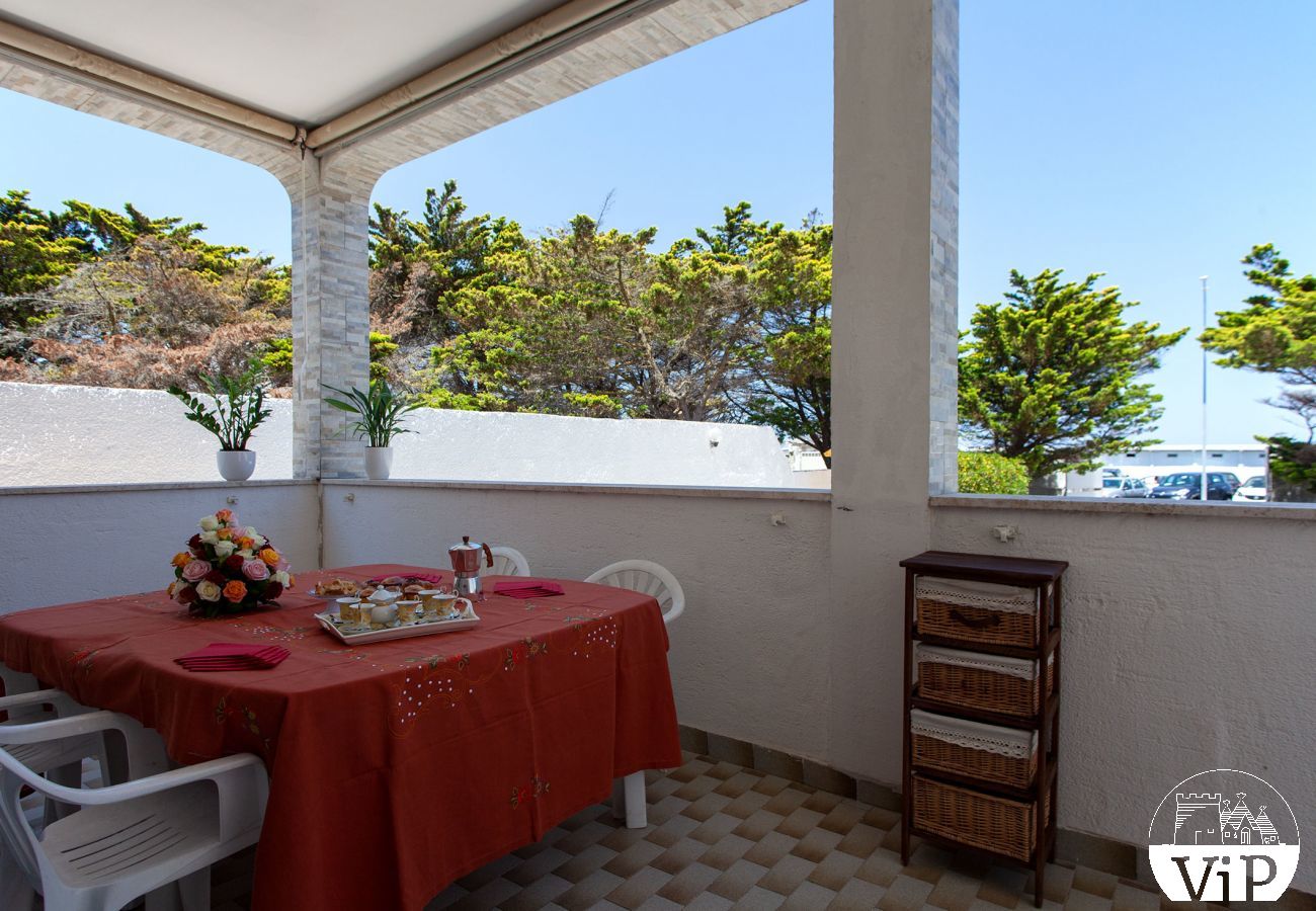 Maison à Torre Chianca - Vacation villa rental with large front yard close to the beach 3 bedrooms and 2 bathrooms m730