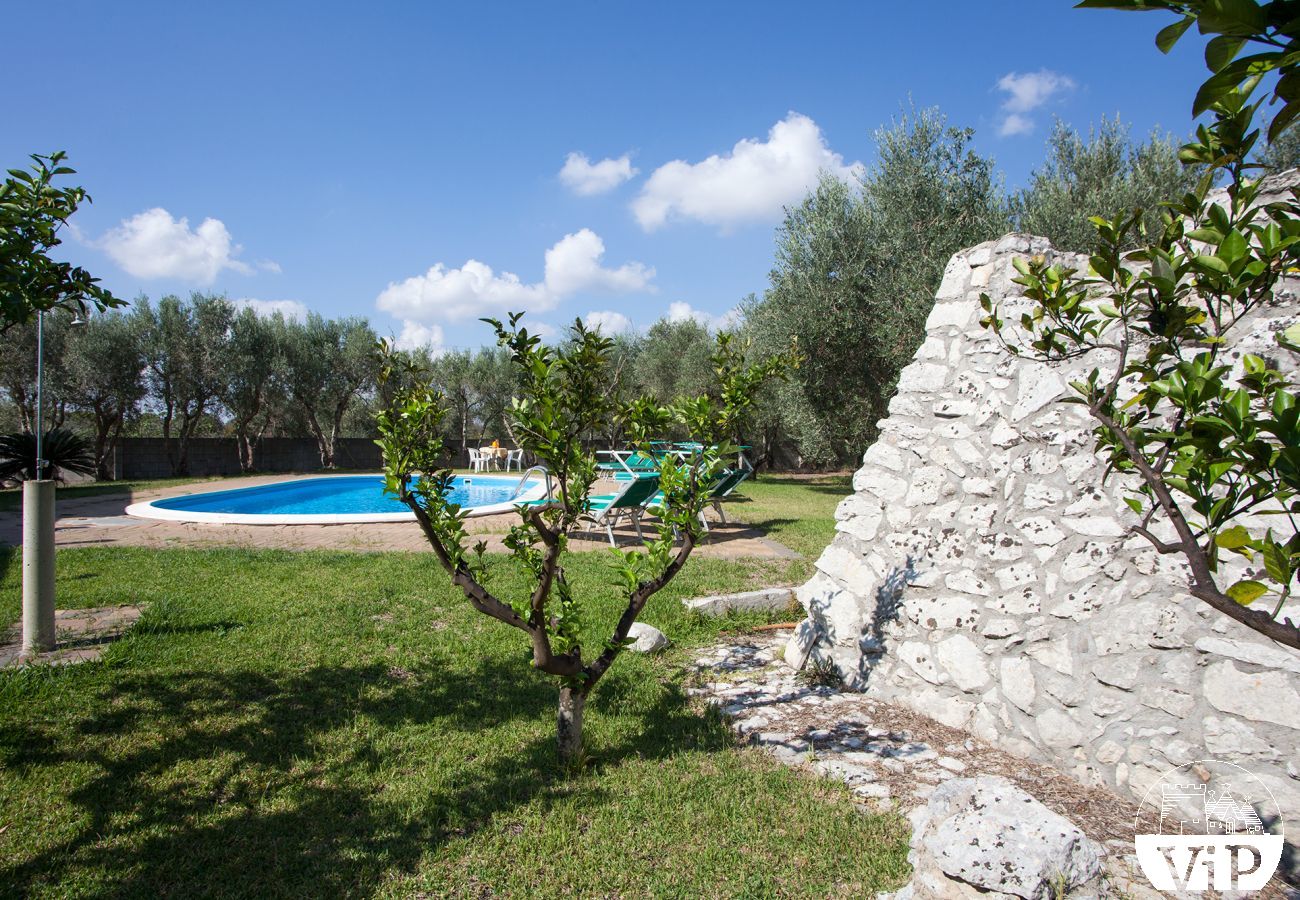 Villa à Corigliano d´Otranto - Grande villa de campagne avec piscine privée dans les Pouilles m340