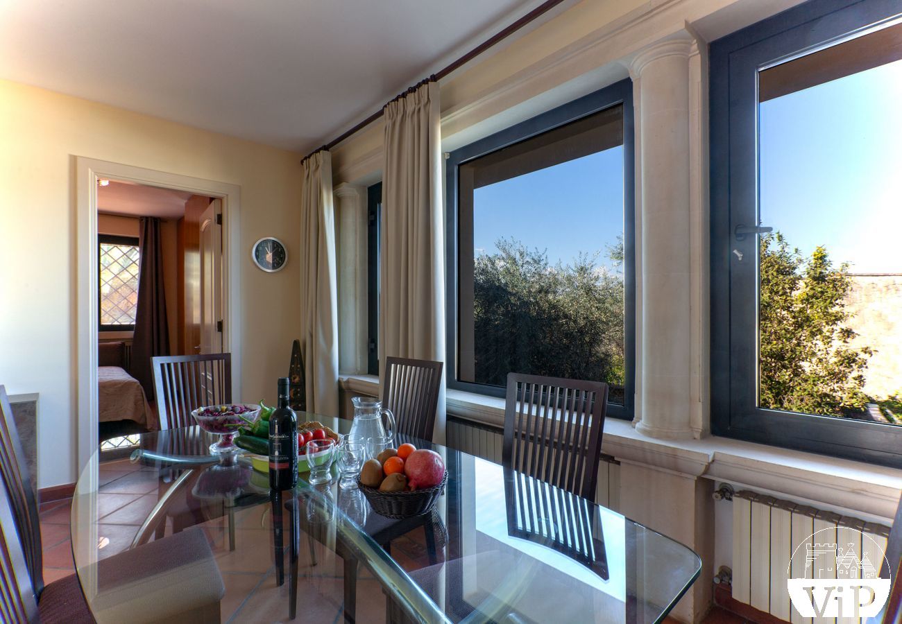 Appartement à Lecce - Joli penthouse avec utilisation de la piscine et du terrain de football, petit-déjeuner inclus, m991