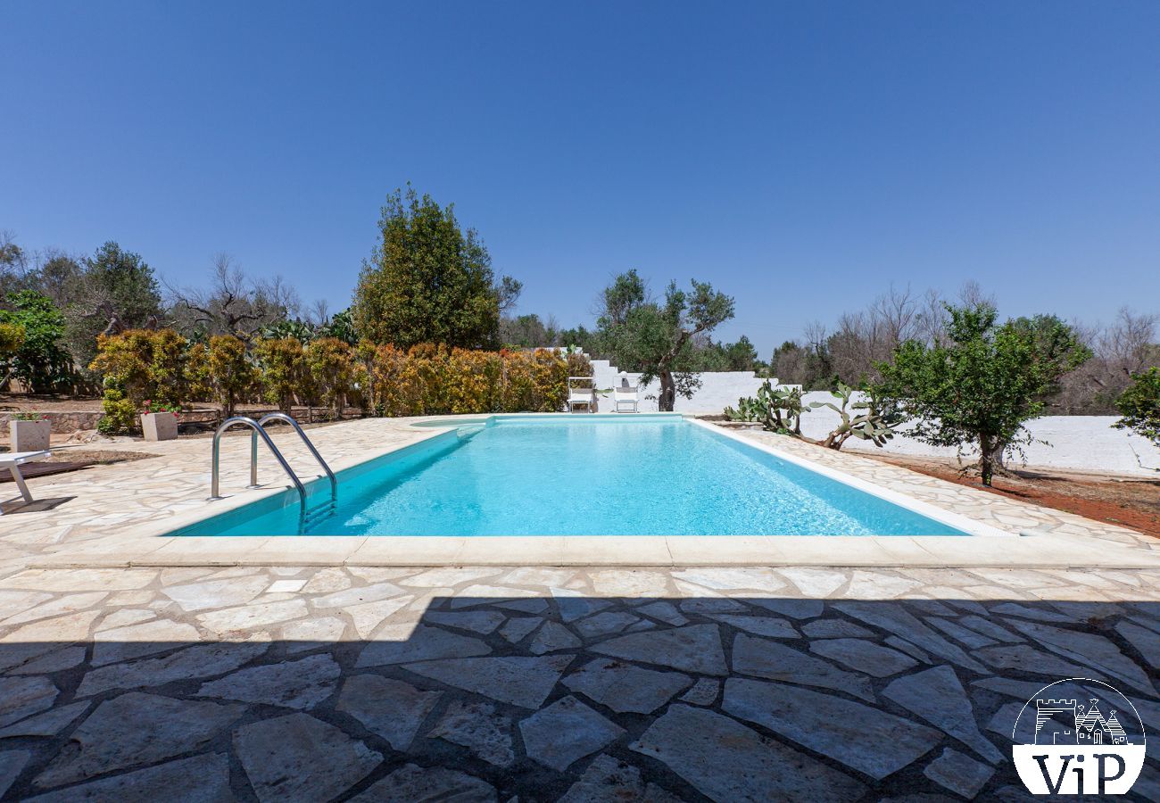 Villa à Collemeto - Villa avec piscine, 5 chambres, 3 salles de bains, barbecue, lave-linge, connexion WiFi, climatisation m565