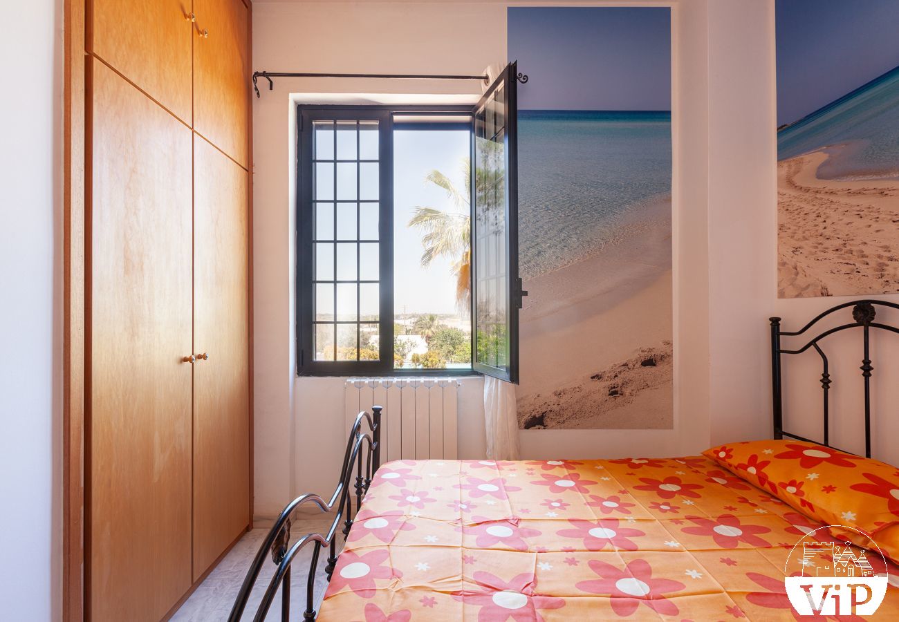 Villa à Collemeto - Villa avec piscine, 5 chambres, 3 salles de bains, barbecue, lave-linge, connexion WiFi, climatisation m565