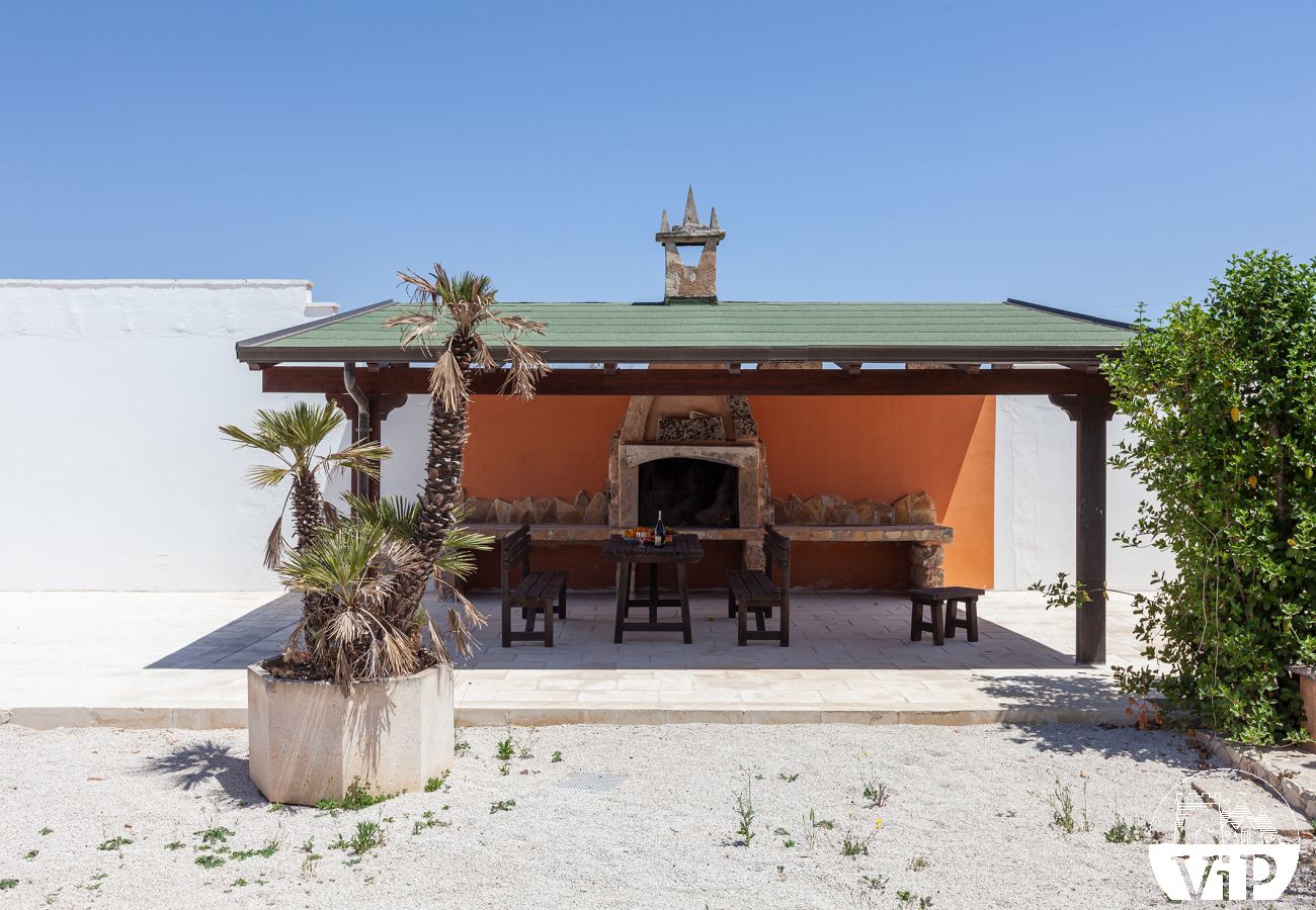 Villa à Collemeto - Villa avec piscine, 5 chambres, 3 salles de bains, barbecue, lave-linge, connexion WiFi, climatisation m565