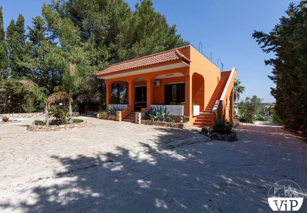 Villa à Collemeto - Villa avec piscine, 5 chambres, 3 salles de bains, barbecue, lave-linge, connexion WiFi, climatisation m565