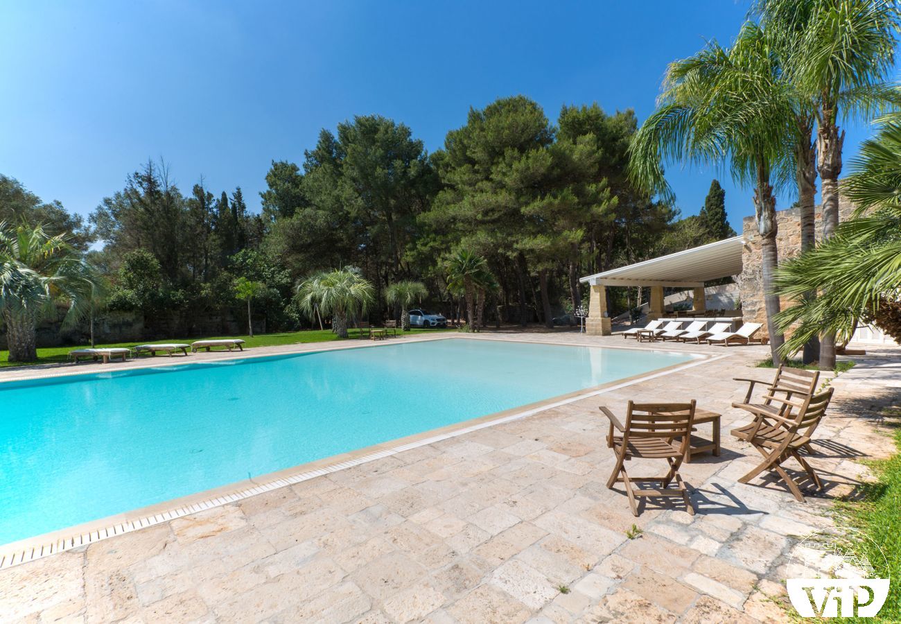 Villa à Santa Caterina - Villa à Santa Caterina avec grande piscine, court de tennis, terrain de football, zone de barbecue, m750