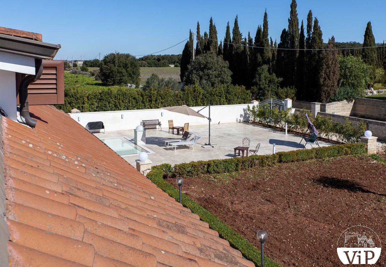 Villa à Poggiardo - Superbe villa du Salento, piscine avec jacuzzi, m330