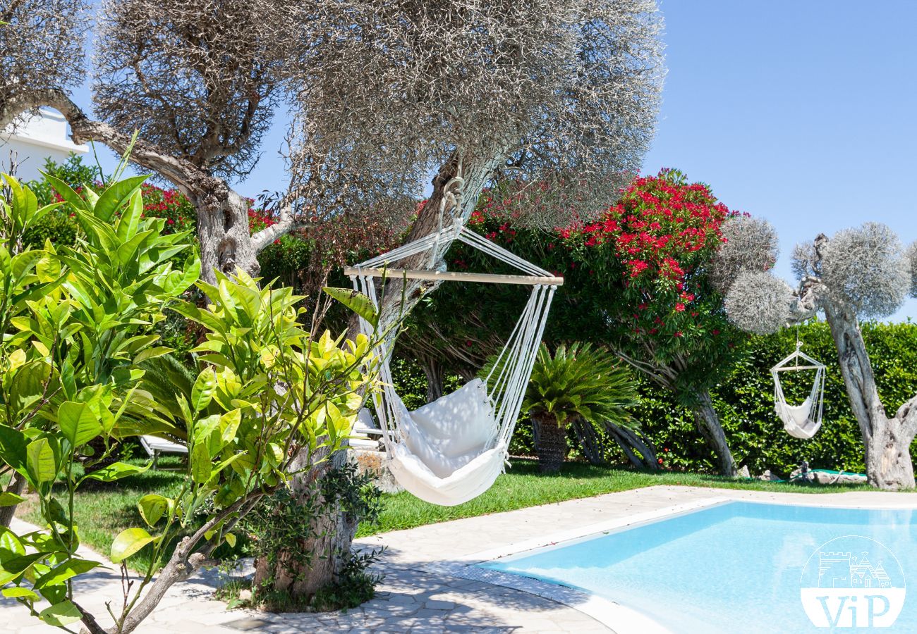 Villa à San Foca - Villa avec piscine dans la campagne, près de la mer San Foca m180