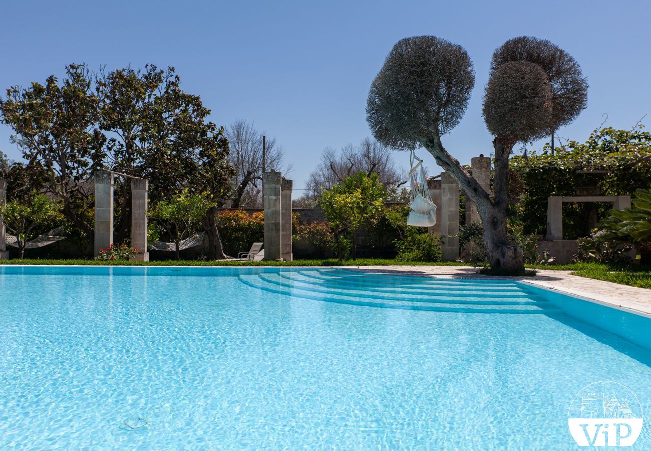 Villa à San Foca - Villa avec piscine dans la campagne, près de la mer San Foca m180