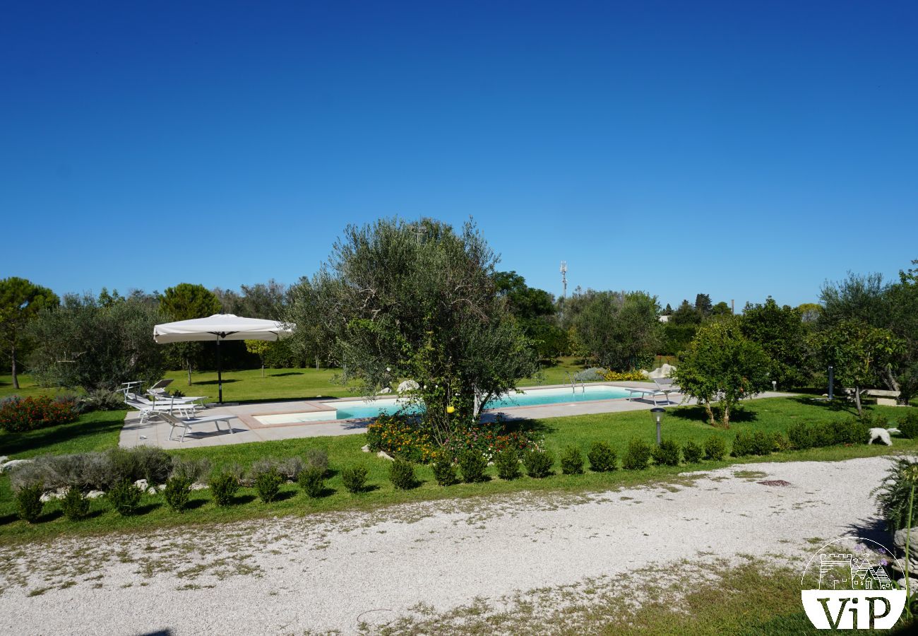 Appartement à Muro Leccese - 2-pièces piscine terrain volley foot à partager m662