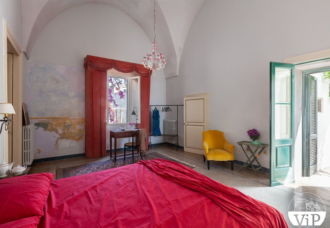 Villa à Corigliano d´Otranto - Palazzo historique avec piscine dans la vieille ville m600