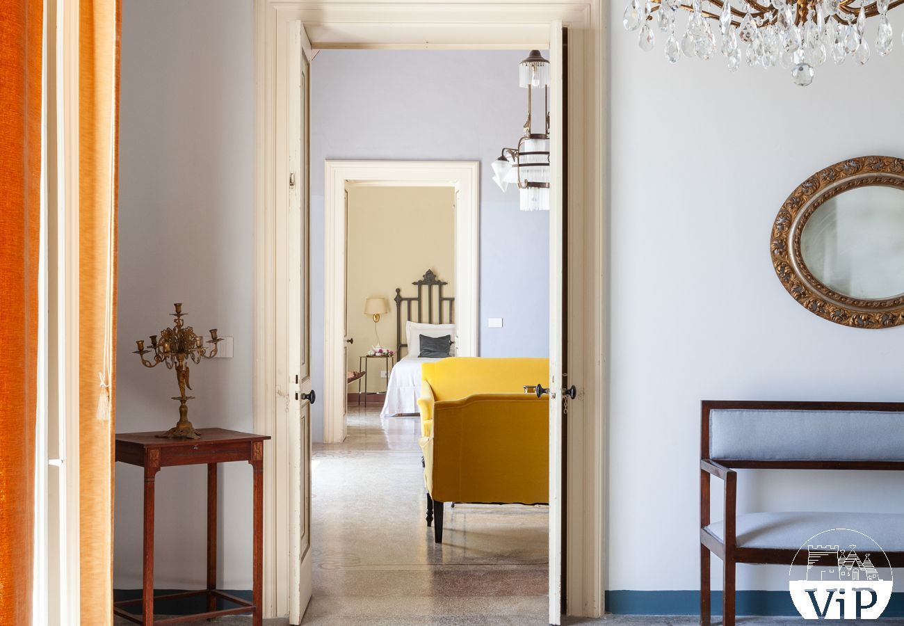 Villa à Corigliano d´Otranto - Palazzo historique avec piscine dans la vieille ville m600