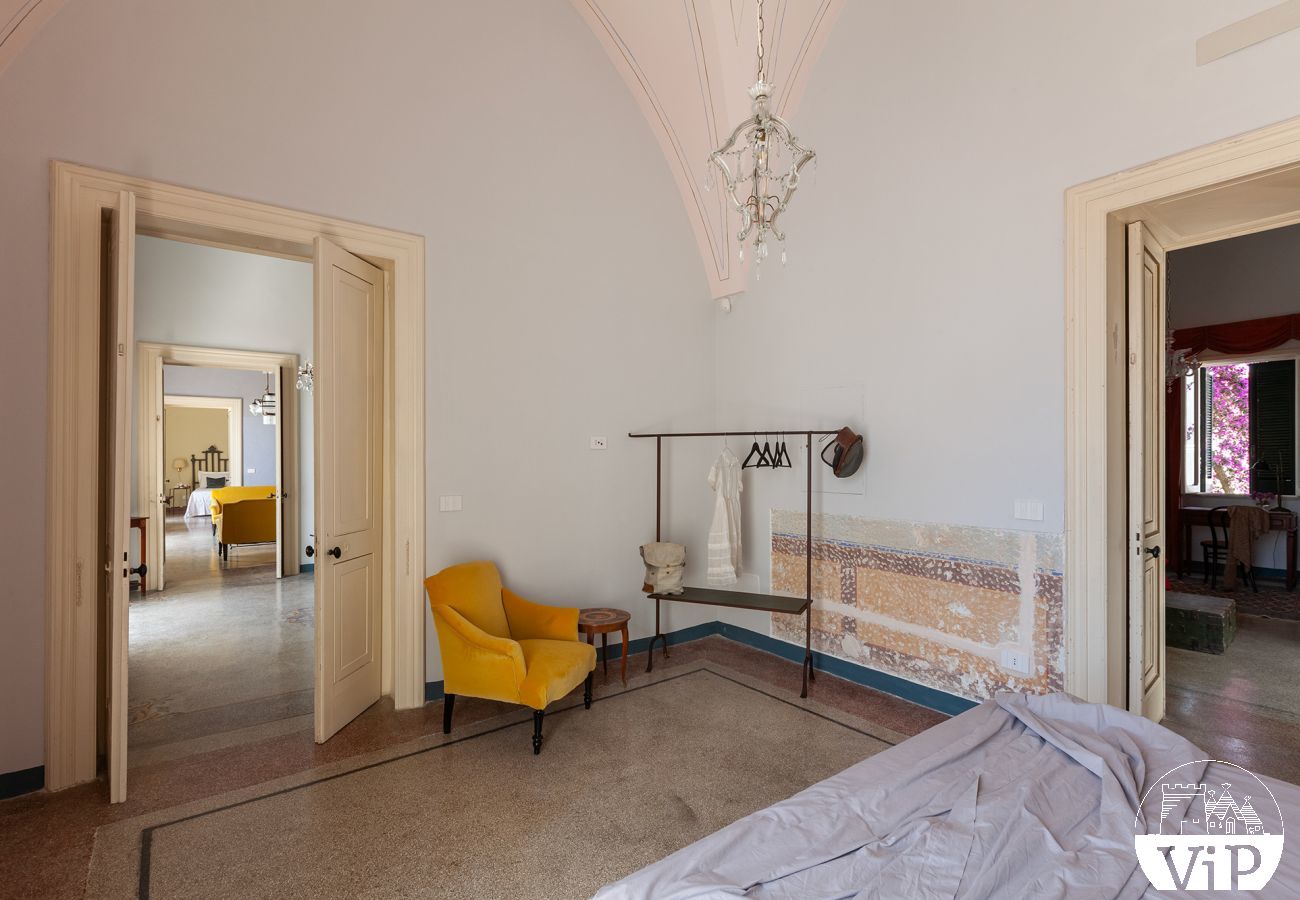 Villa à Corigliano d´Otranto - Palazzo historique avec piscine dans la vieille ville m600