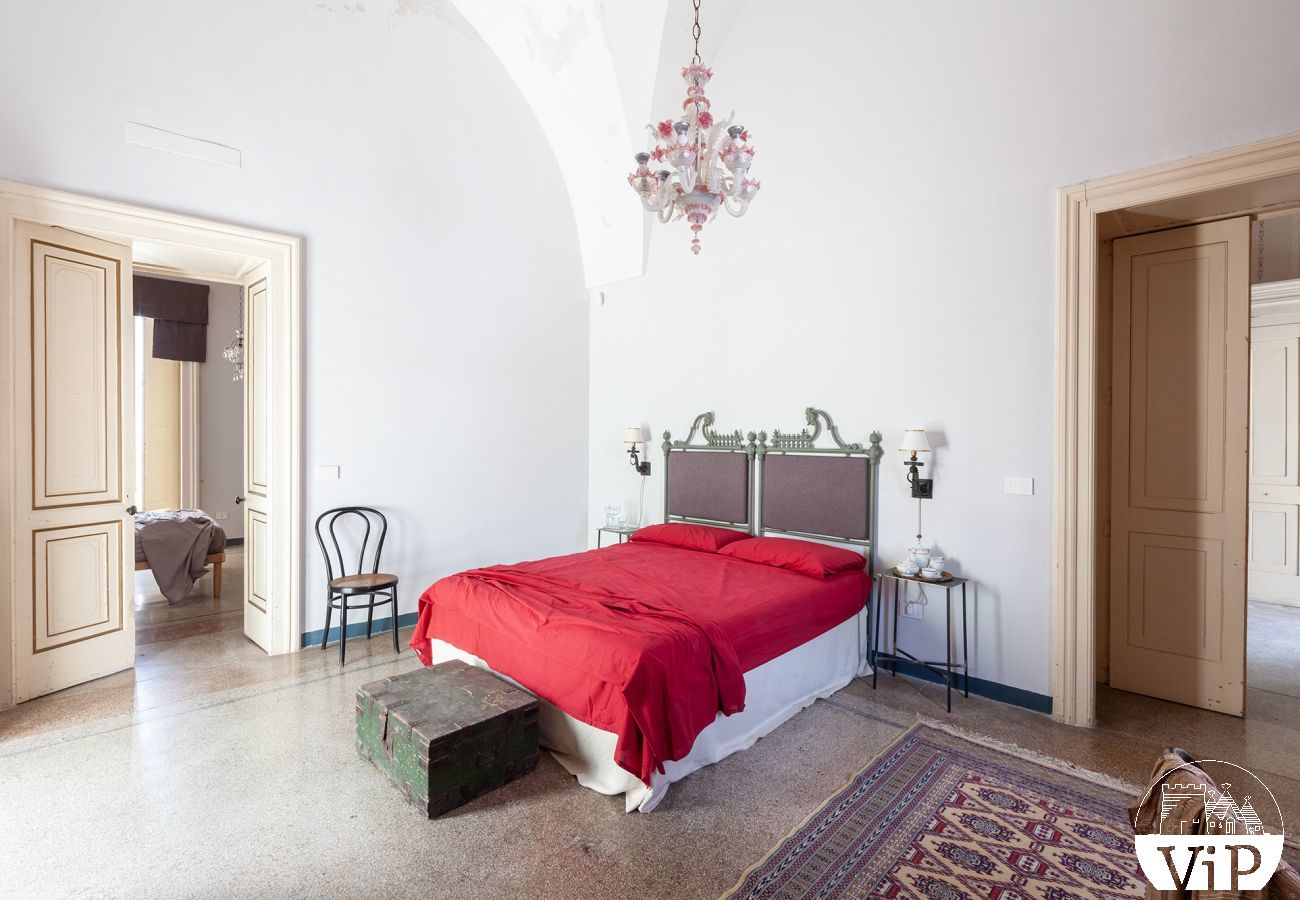 Villa à Corigliano d´Otranto - Palazzo historique avec piscine dans la vieille ville m600