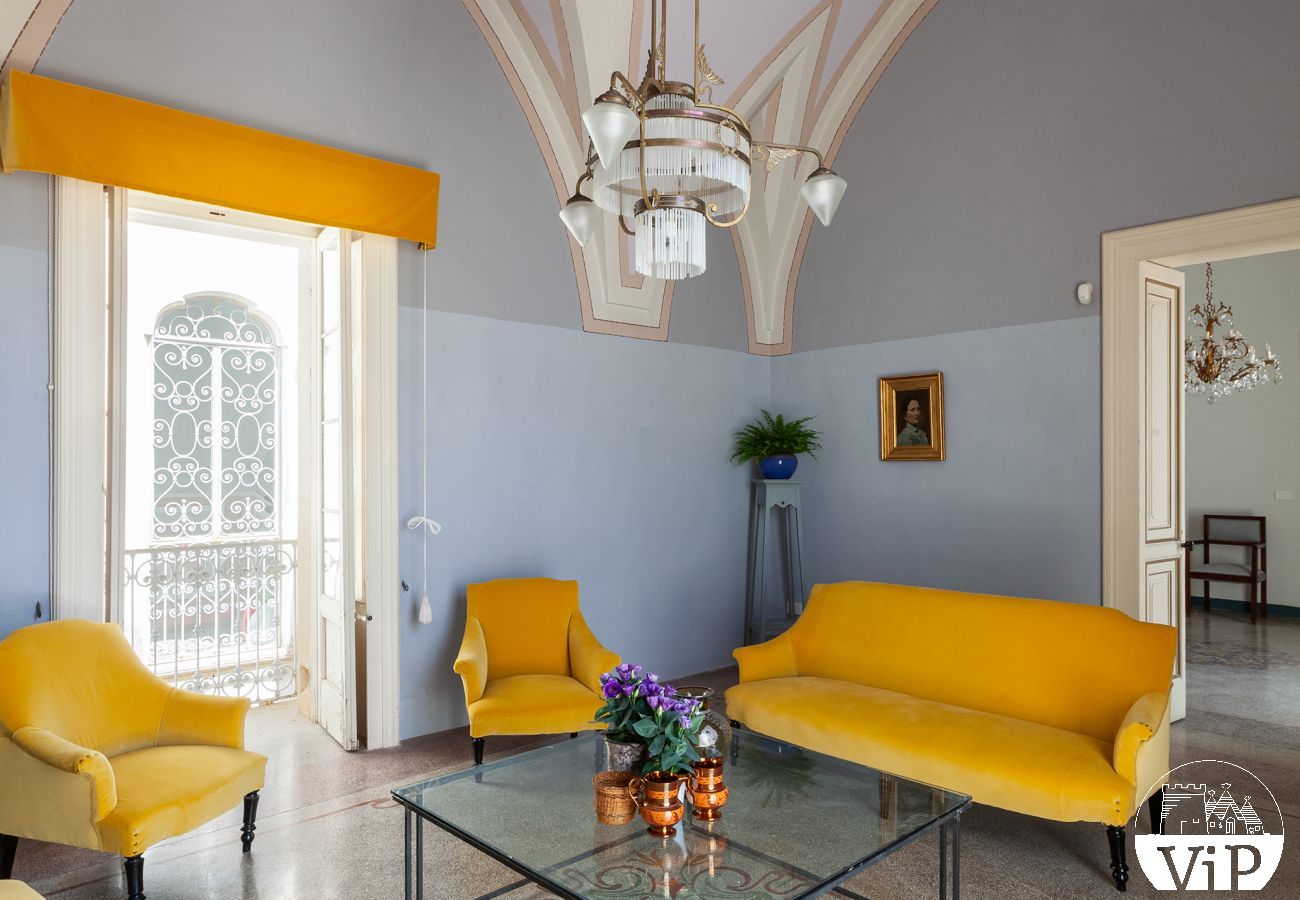 Villa à Corigliano d´Otranto - Palazzo historique avec piscine dans la vieille ville m600