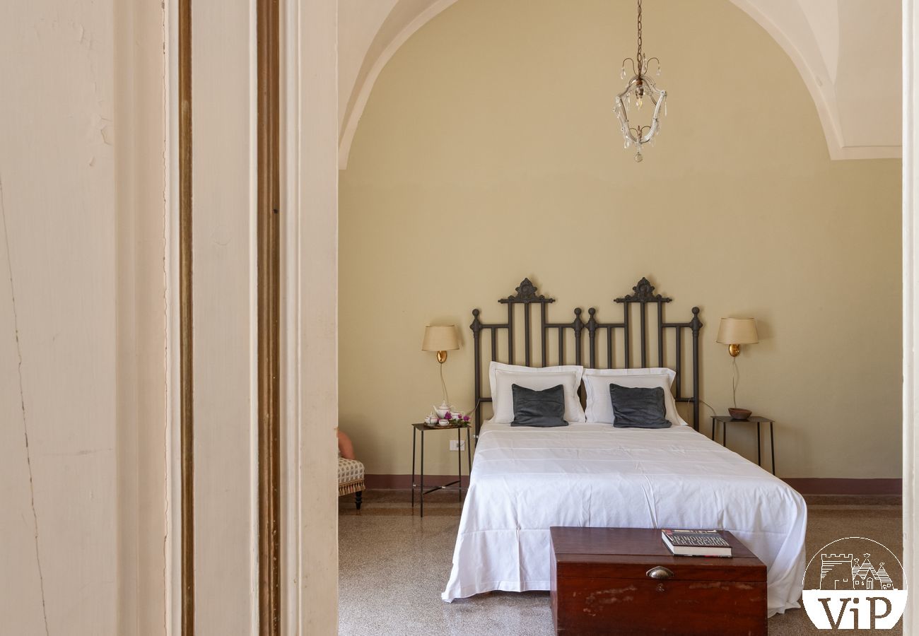 Villa à Corigliano d´Otranto - Palazzo historique avec piscine dans la vieille ville m600