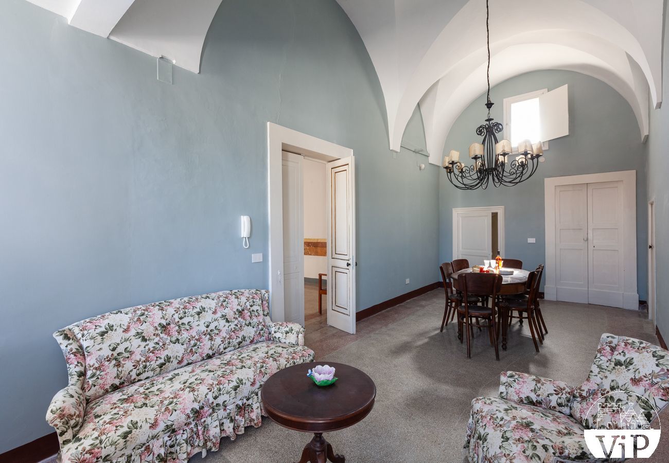 Villa à Corigliano d´Otranto - Palazzo historique avec piscine dans la vieille ville m600