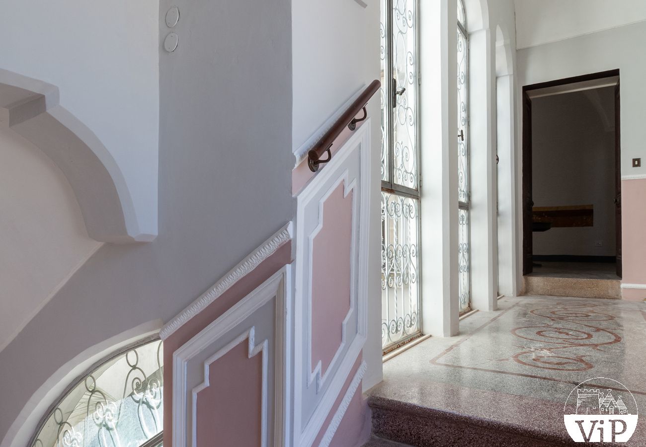 Villa à Corigliano d´Otranto - Palazzo historique avec piscine dans la vieille ville m600